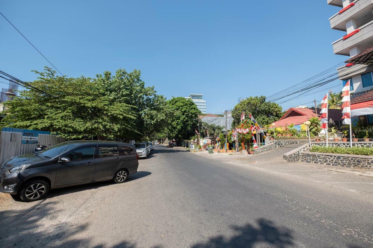Oyo 628 Losari Metro Macasar Exterior foto